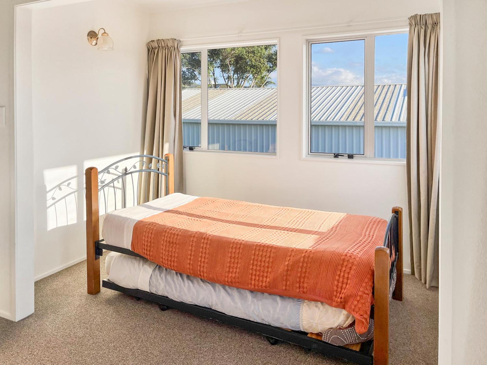 Sybil'S Place Whitianga Bagian luar foto