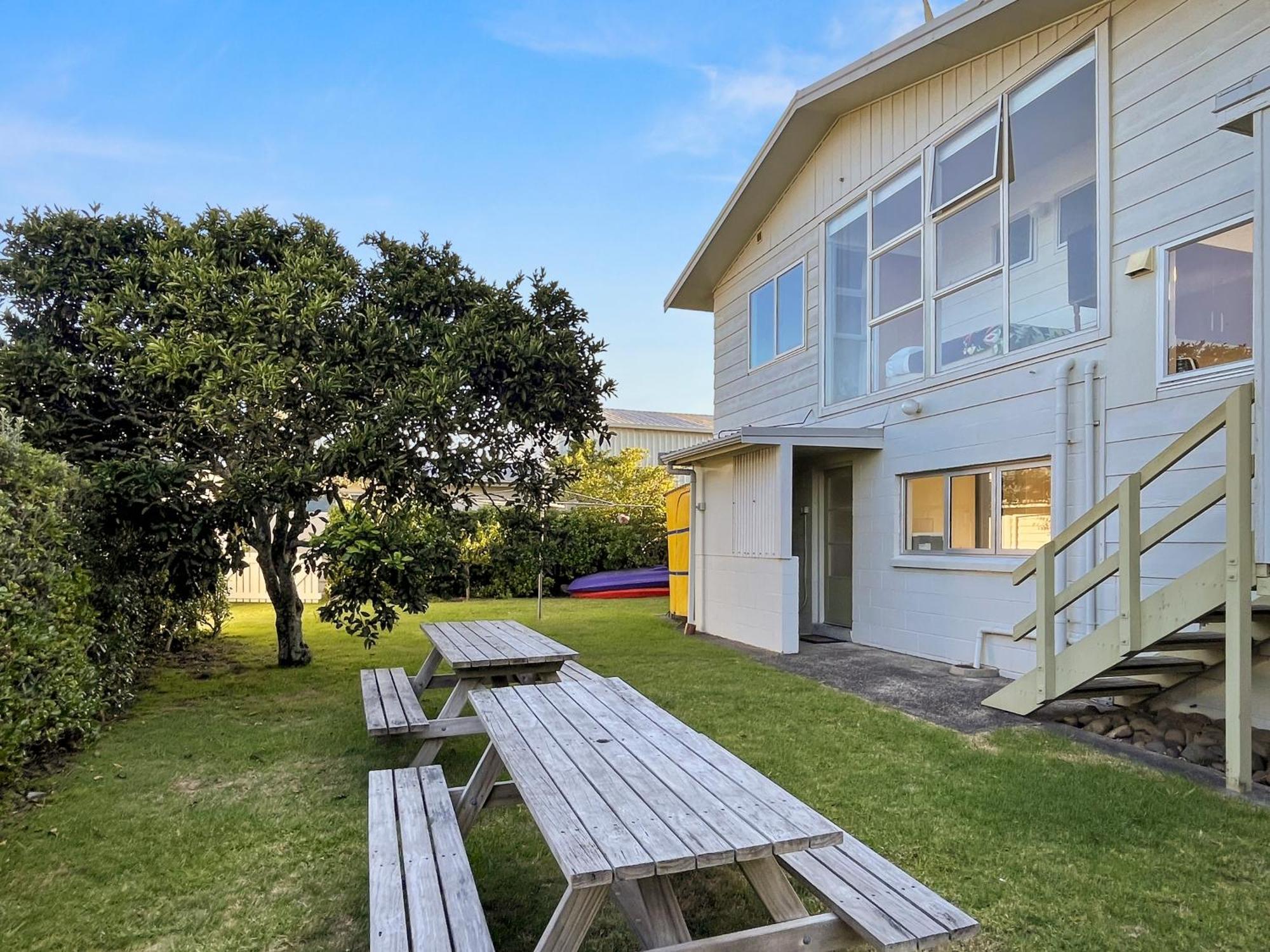 Sybil'S Place Whitianga Bagian luar foto